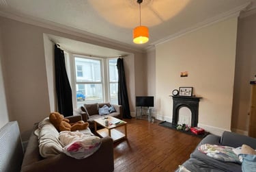 5 bed house, Hill Park Crescent, Greenbank, Plymouth, PL48JP - Image 4